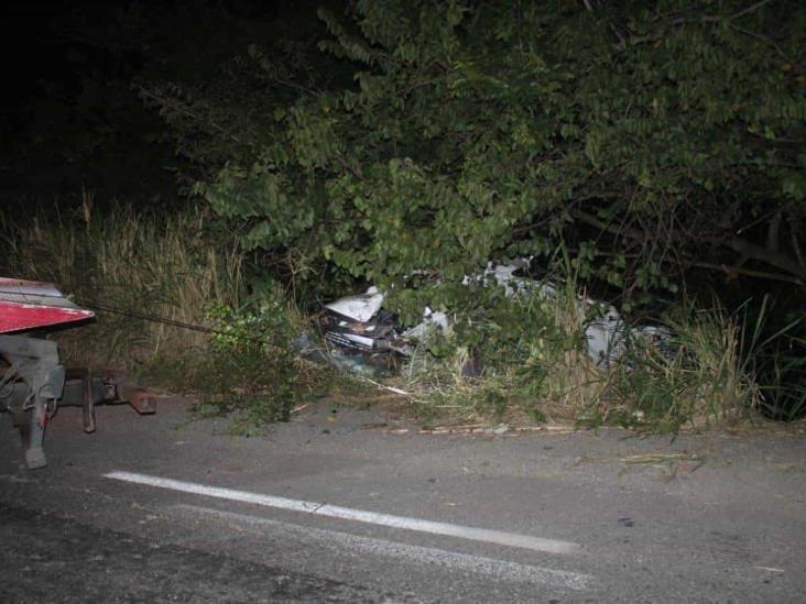 En Medellín de Bravo, se accidentan dos hombres; uno muere