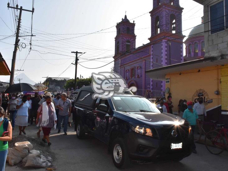 Despiden al alcalde de Atzacan; piden cuidar medidas sanitarias