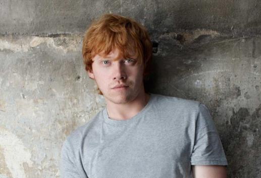 Rupert Grint revela sólo vio primeras películas de Harry Potter en el cine
