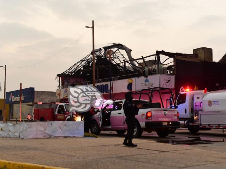 Delincuencia vuelve a incendiar la palapa “Mangos” en Coatzacoalcos