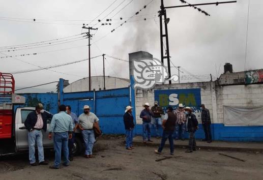 Cañeros toman ingenio en Atoyac; manifestación es nacional