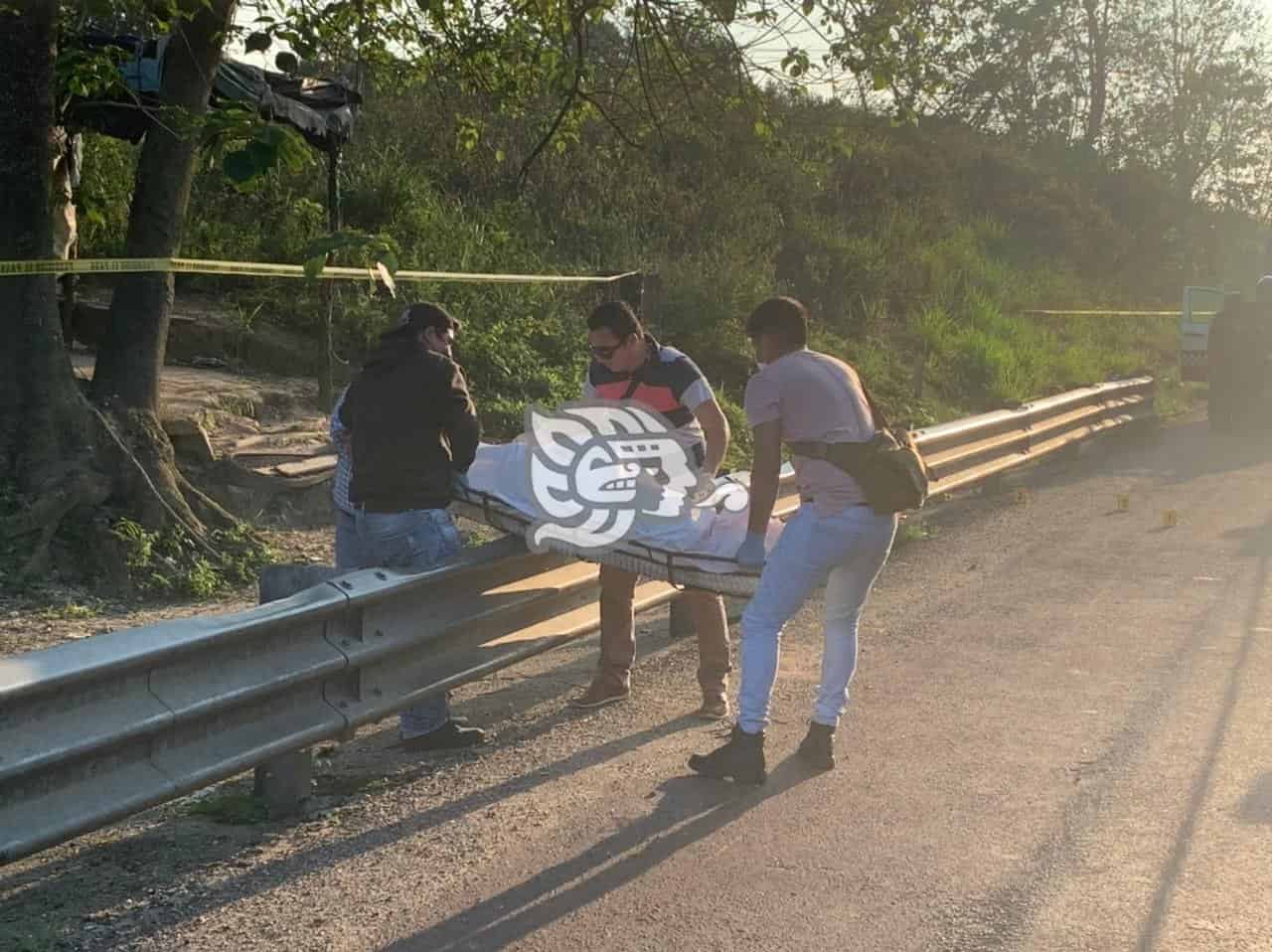 Ejecutan a persona LGBT en autopista Cosoleacaque-Nuevo Teapa