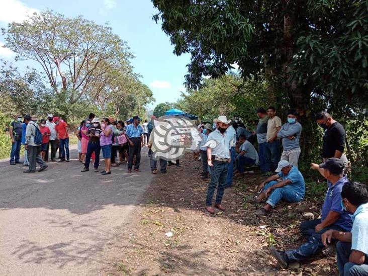 Ante despojo de tierras en Hueyapan, piden intervención del Estado