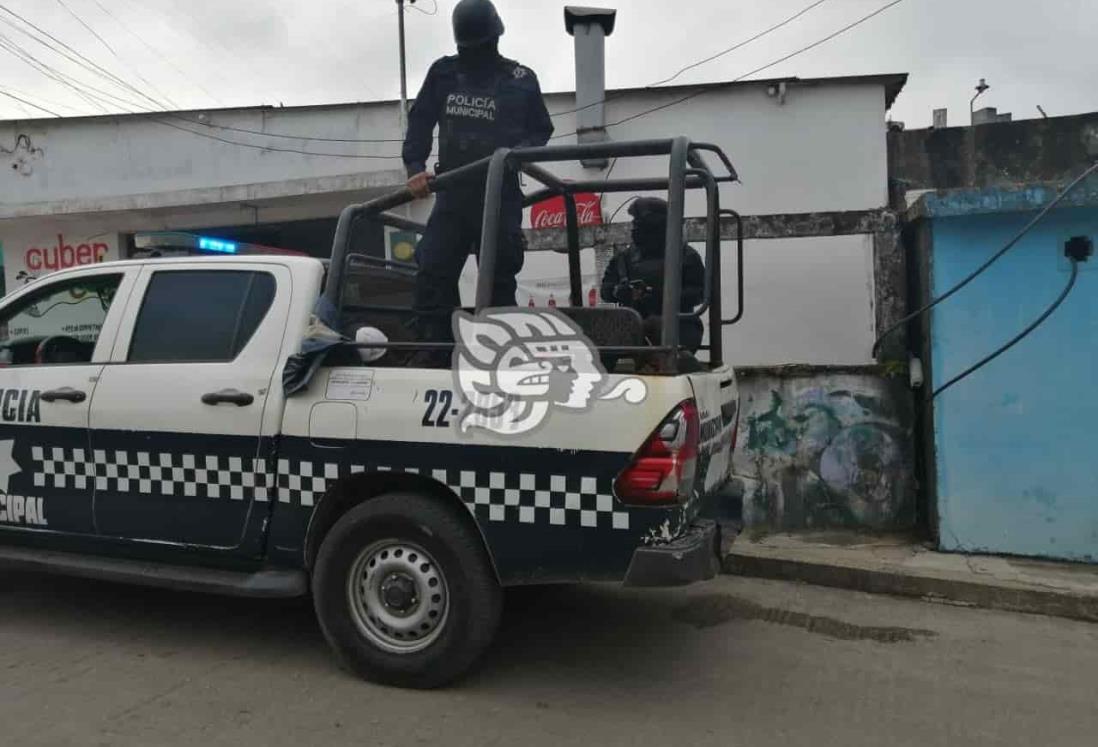 Detienen dos asaltantes de taxista en Mundo Nuevo