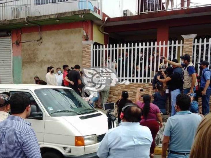 Blindado y emotivo último adiós dedican a Gladys Merlín y Carla Enríquez