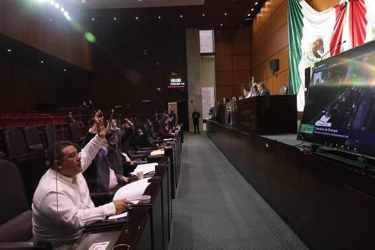 Aprueba la Cámara reforma que acota el ‘outsourcing’