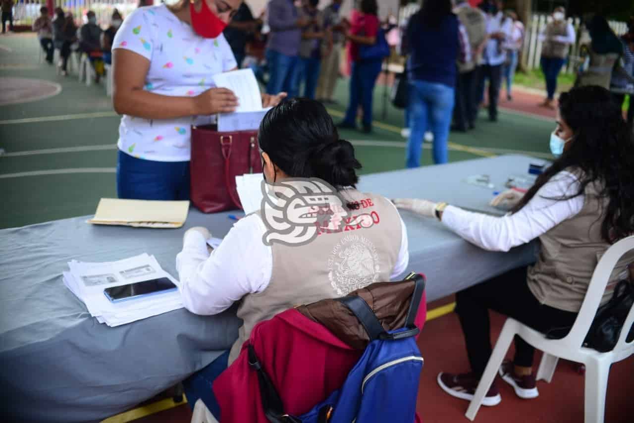 Becas Benito Juárez llegan a más de 600 mil estudiantes en Coatzacoalcos