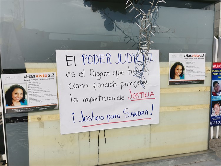 Poder Judicial en Veracruz, amigo de verdugo de desaparecida, acusan