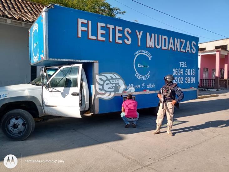 Asegura PM camiones robados en la Sayula – Ciudad Alemán