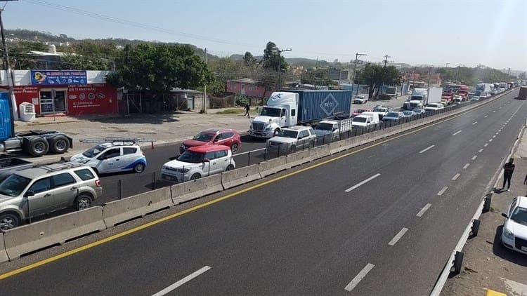 Transportistas, a merced del hampa en Veracruz