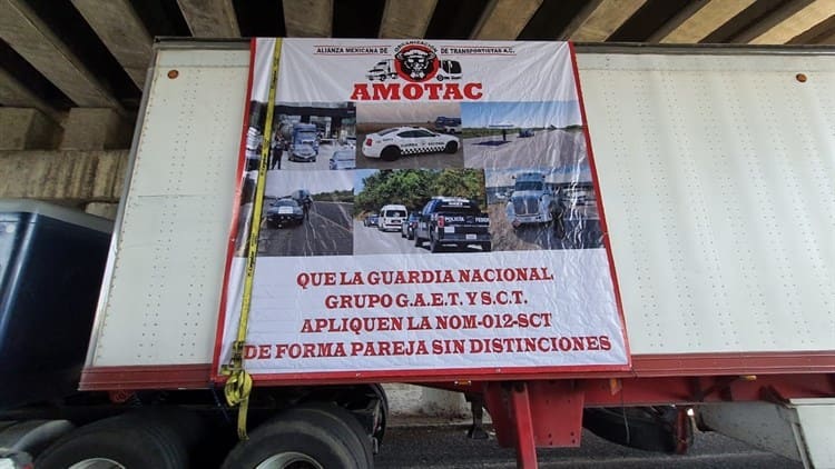 Transportistas, a merced del hampa en Veracruz