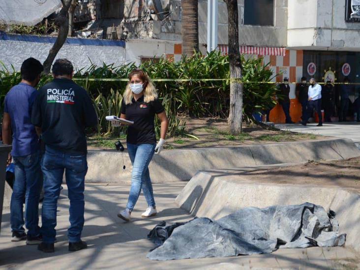 Fallece hombre en situación de calle en Boulevard costero de Veracruz