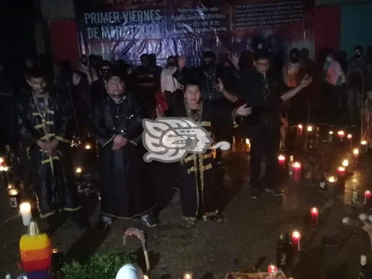 Rinden tributo al Caballero de la noche en Ixhuatlán del Sureste