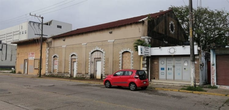 Inmuebles del centro de Coatza; entre el olvido y el abandono