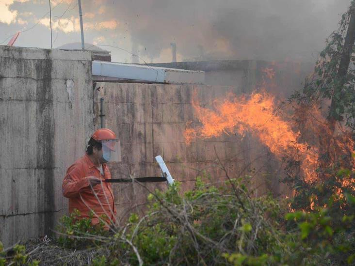 De manera misteriosa se incendia bodega