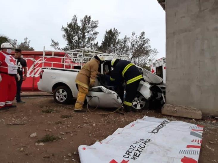 Se registra fuerte accidente en Veracruz; deja prensado a hombre