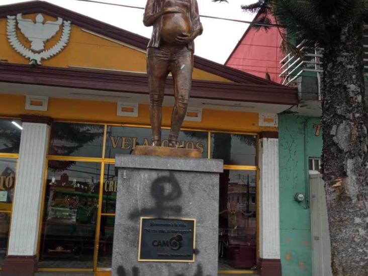 Estado feminicida, gritan mujeres en marcha de Orizaba