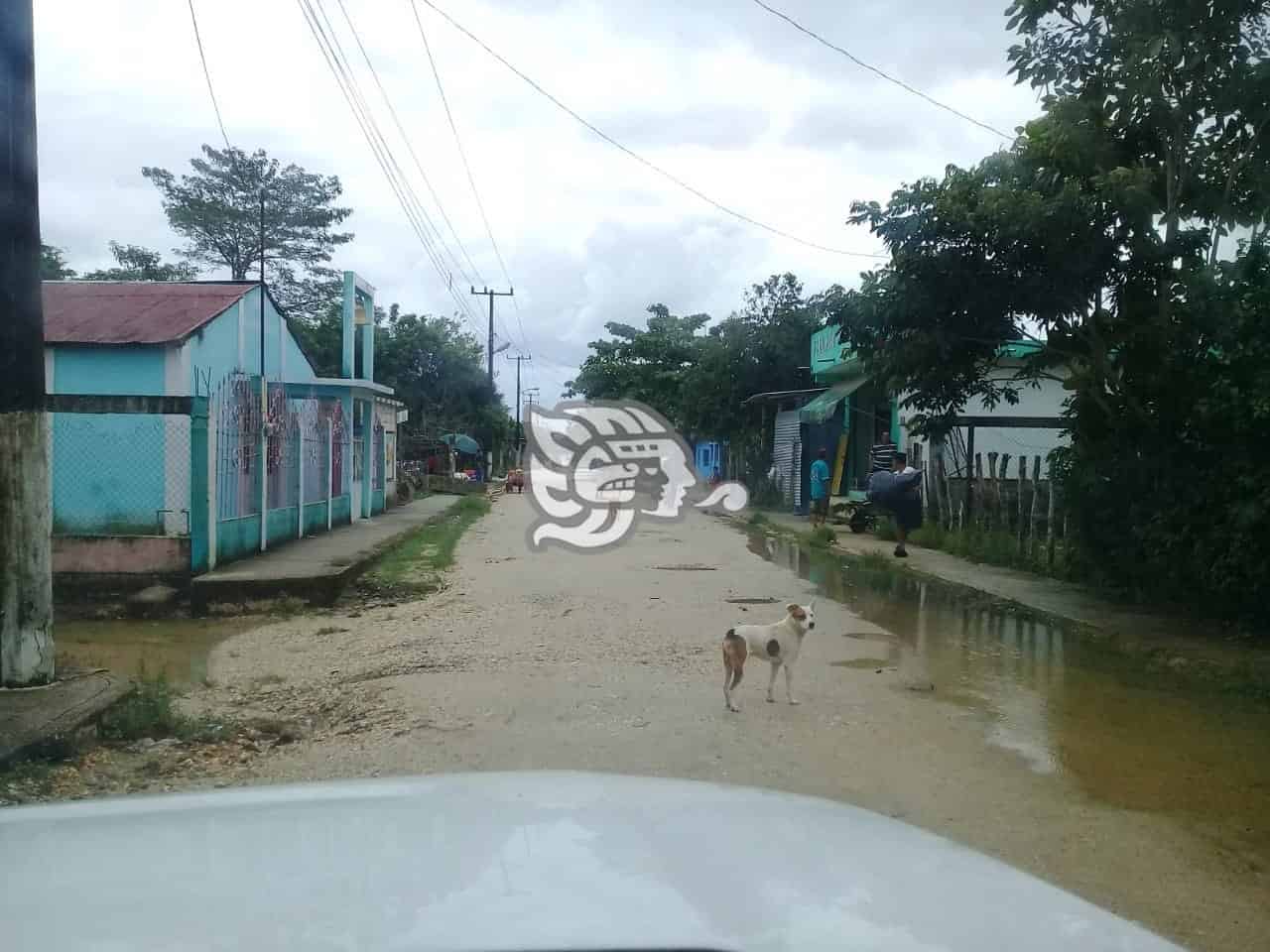 Dan golpiza a curandero en campo del área rural de Minatitlán