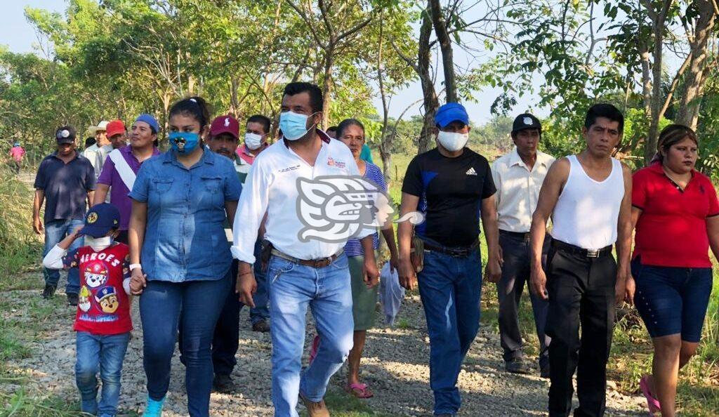 Pescadores y ganaderos firman acuerdo por uso de Laguna del Ostión