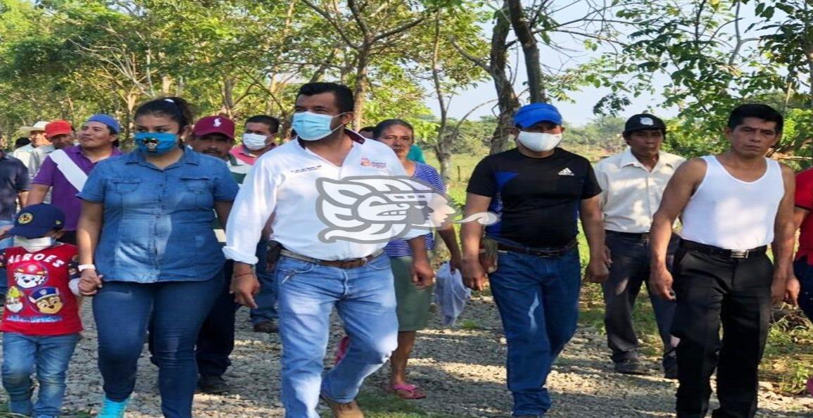 Pescadores y ganaderos firman acuerdo por uso de Laguna del Ostión