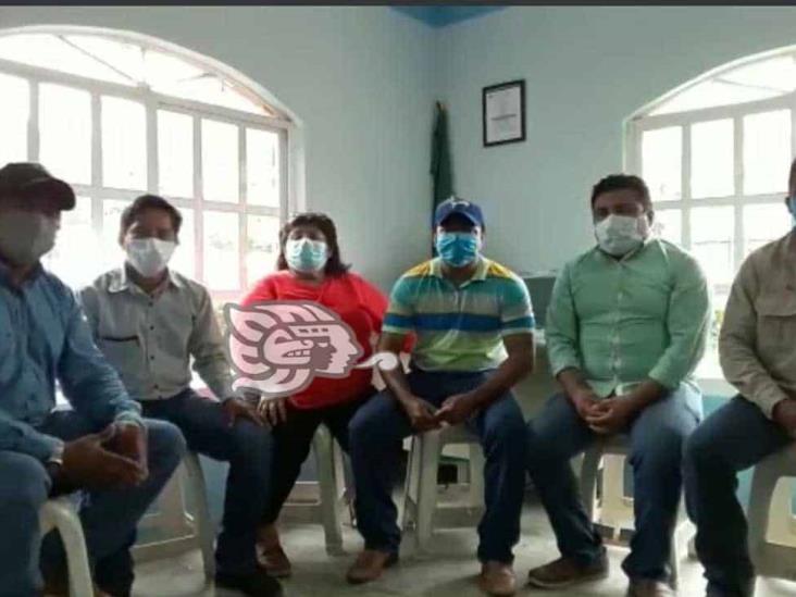 Agentes se inconforman por atraso de obras en ejidos de Coatzacoalcos