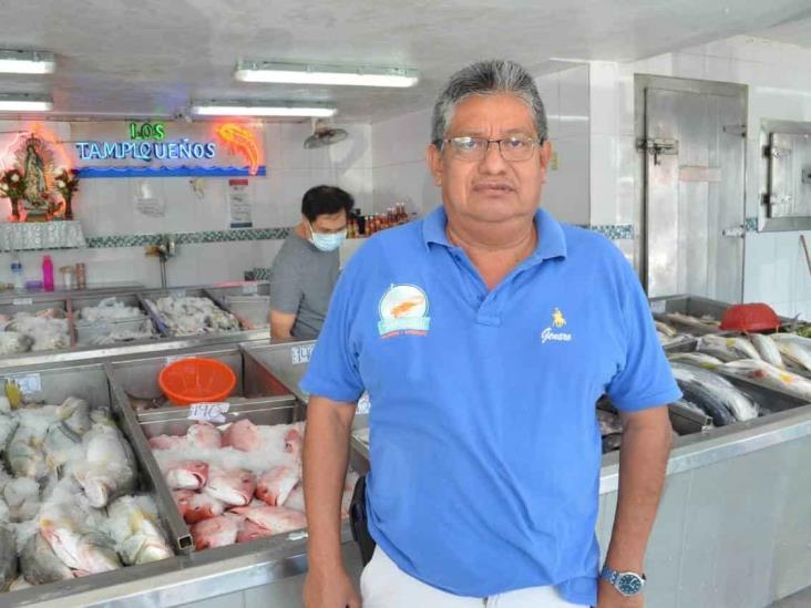 Invita Plaza de Mar a comprar en pescadería ante Semana Santa