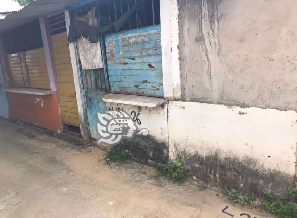 Locales del mercado Popular Solidaridad abandonados