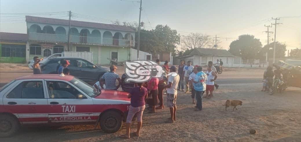 Comerciantes sufre atropellamiento en carretera Sayula-Ciudad Alemán