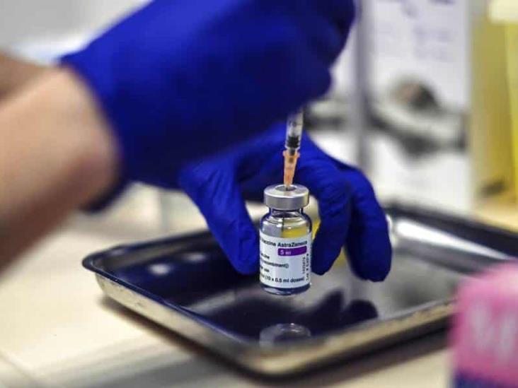 Primer lote AstraZeneca envasado en México estará listo el 24 de mayo