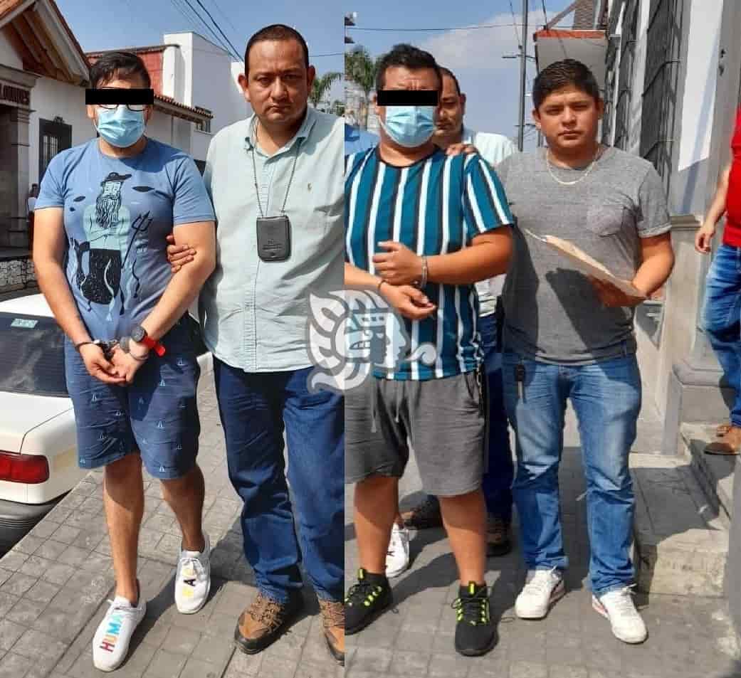 Capturan a presuntos estafadores en Huatusco; tienen historial en Coatza