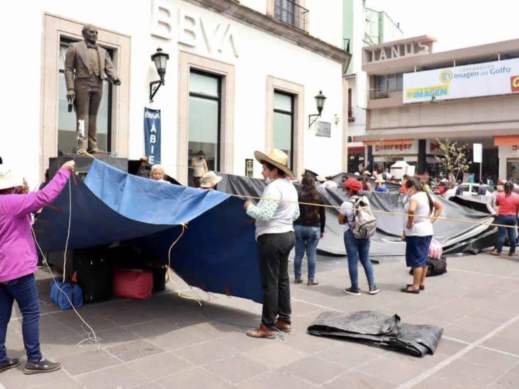 Vuelven Los 400 Pueblos; preparan campamento en centro de Xalapa