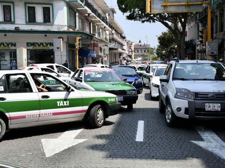 Trabajadores y empresarios de fiestas ya no soportan parálisis de actividades