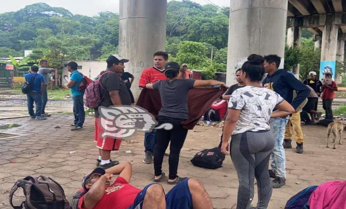 Flujo migratorio aumenta en Coatzacoalcos; no detectan contagiados