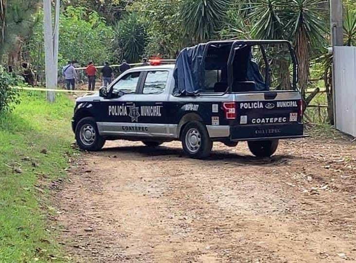 Encuentran cuerpo de hombre sin vida en Coatepec