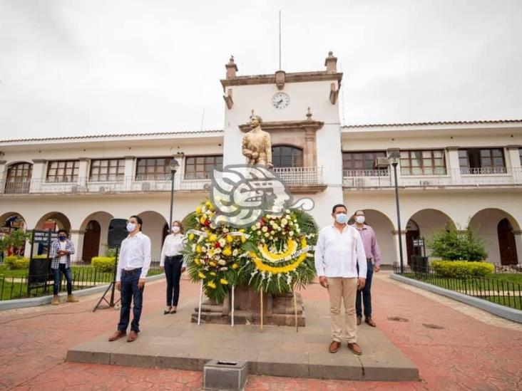 Acayucan y Sayula conmemoran el 92 Aniversario Luctuoso del General Miguel Alemán 