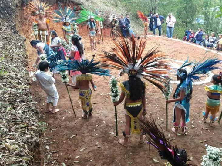 Con ritual de agradecimiento, dan bienvenida a primavera en Veracruz