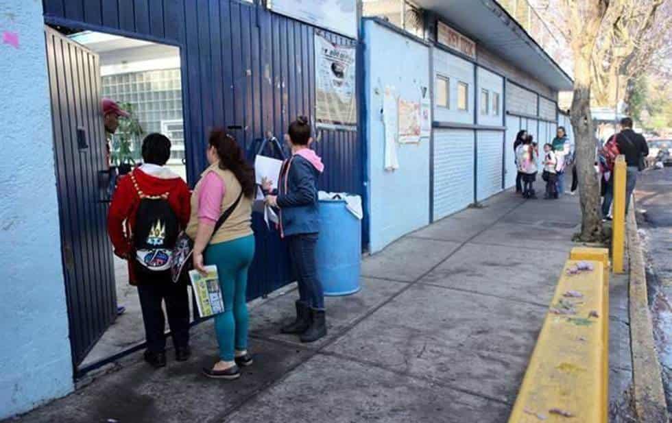 Regresan niños a aulas en San Luis Potosí, es un ensayo dicen autoridades