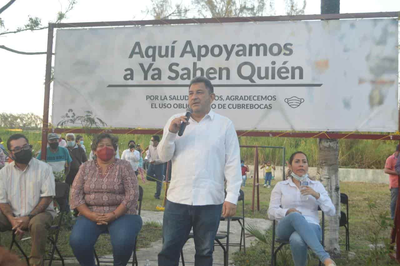 Celebra Coatzacoalcos la ampliación de pensión universal para sus abuelitos