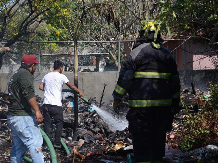 Se incendia vivienda en calles del puerto de Veracruz