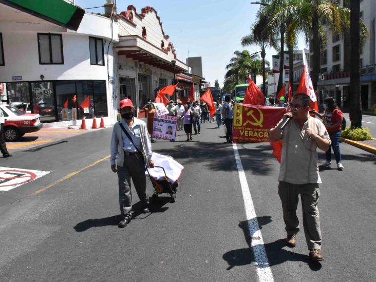 Marcha el FPR en Orizaba en exigencia de aparición con vida de comerciante