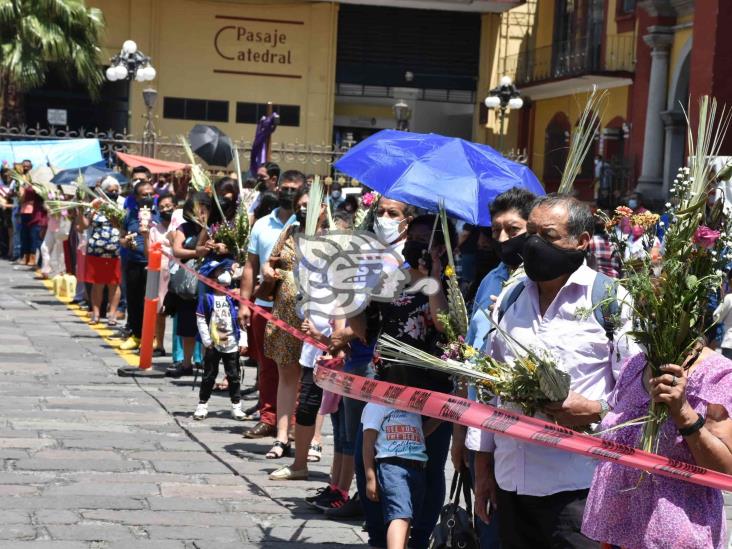 Con sana distancia, bendición de ramos en Orizaba