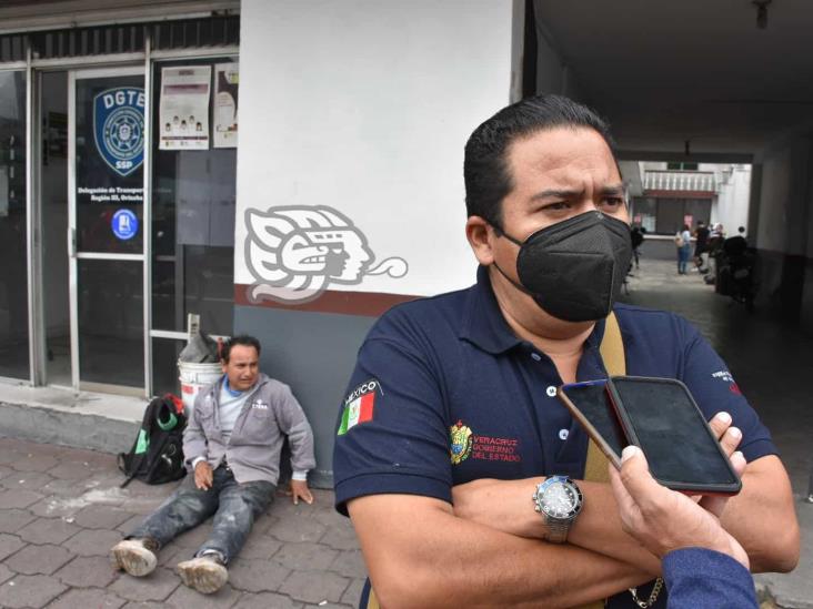 Taxista le quitó su bicicleta en Orizaba; ruega por ayuda