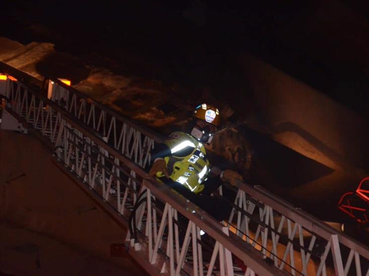 Sofocan incendio registrado en edificio del centro de Veracruz