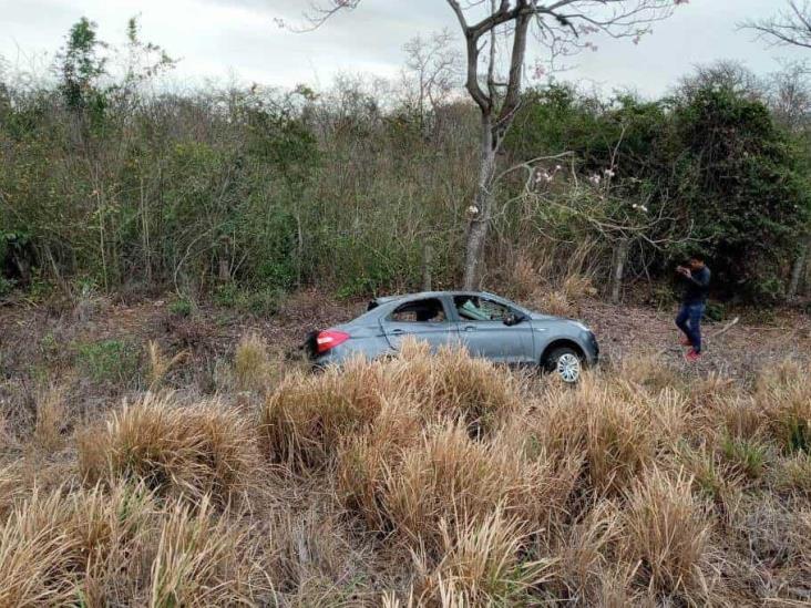 Se registra volcadura sobre autopista Veracruz-Córdoba; deja varios heridos