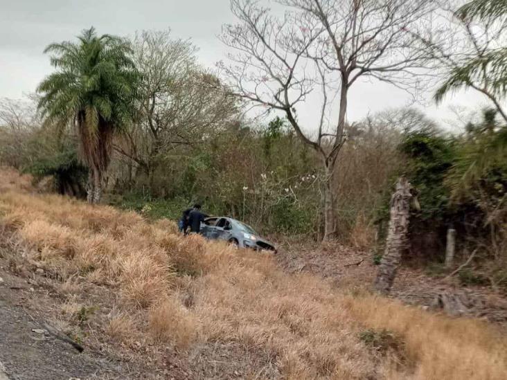 Se registra volcadura sobre autopista Veracruz-Córdoba; deja varios heridos