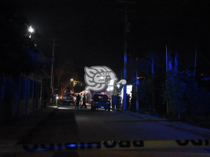 Dos hombres mueren acribillados afuera de bar de Rafael Delgado