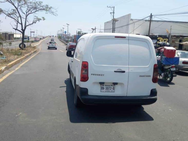 Choque por alcance entre dos unidades sobre la carretera federal 140 Veracruz-Xalapa