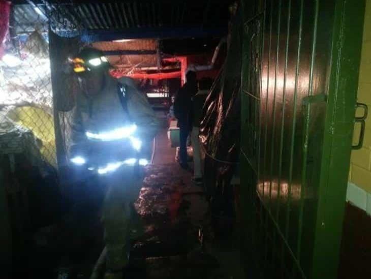 Se incendia interior del Mercado Municipal Emiliano Zapata