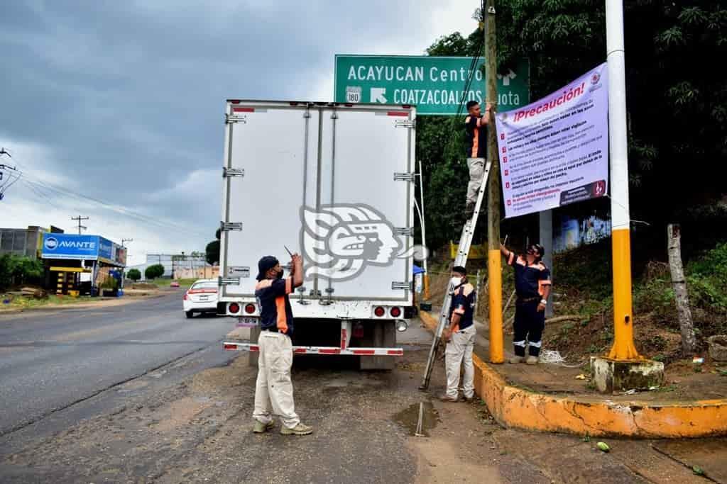 PC coloca señalamientos de precaución en accesos de Acayucan