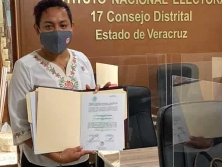 Tity Castelo, la primera mujer trans en el sur  aprobada como candidata por el INE